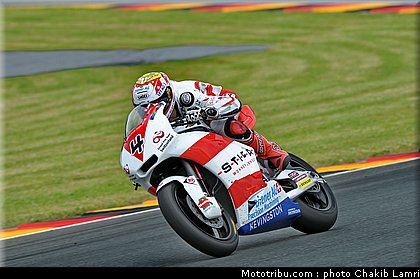 moto2_krummenacher_003_allemagne_sachsenring_2011.jpg