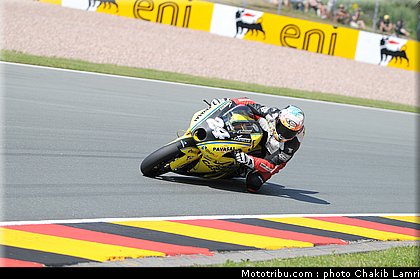 moto2_lorenzetti_001_allemagne_sachsenring_2011.jpg