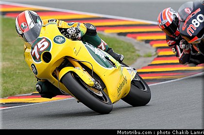 moto2_pasini_004_allemagne_sachsenring_2011.jpg