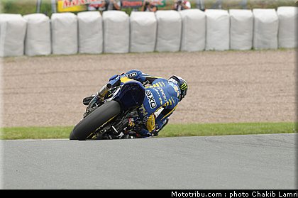 moto2_smith_003_allemagne_sachsenring_2011.jpg