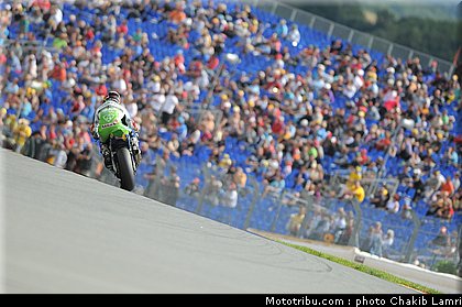 moto2_sofuoglu_002_allemagne_sachsenring_2011.jpg