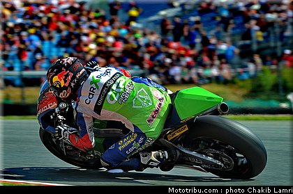 moto2_sofuoglu_005_allemagne_sachsenring_2011.jpg