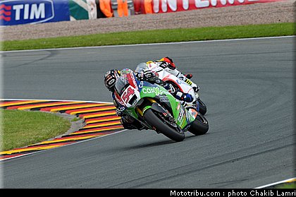 moto2_sofuoglu_006_allemagne_sachsenring_2011.jpg