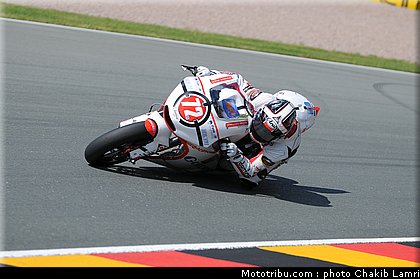 moto2_takahashi_002_allemagne_sachsenring_2011.jpg