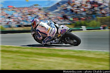 moto2_west_004_allemagne_sachsenring_2011.jpg