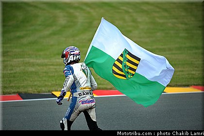 moto2_west_021_allemagne_sachsenring_2011.jpg