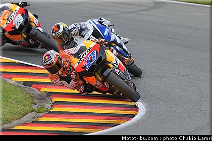 motogp_049_allemagne_sachsenring_2011.jpg