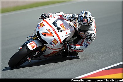 motogp_aoyama_002_allemagne_sachsenring_2011.jpg