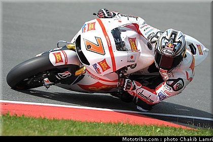 motogp_aoyama_003_allemagne_sachsenring_2011.jpg