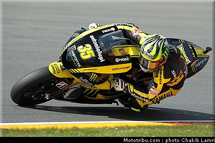 motogp_crutchlow_007_allemagne_sachsenring_2011.jpg