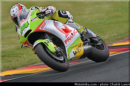 motogp_depuniet_015_allemagne_sachsenring_2011.jpg