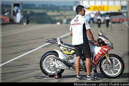 motogp_elias_008_allemagne_sachsenring_2011.jpg