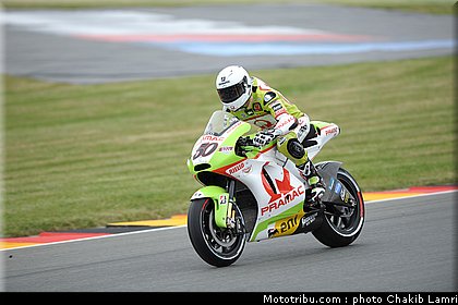 motogp_guintoli_004_allemagne_sachsenring_2011.jpg