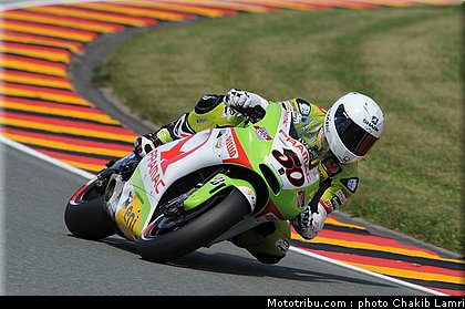 motogp_guintoli_009_allemagne_sachsenring_2011.jpg