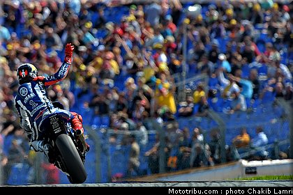 motogp_lorenzo_007_allemagne_sachsenring_2011.jpg