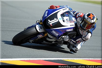 motogp_lorenzo_008_allemagne_sachsenring_2011.jpg