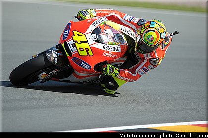 motogp_rossi_011_allemagne_sachsenring_2011.jpg