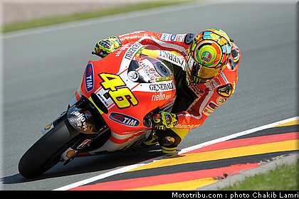 motogp_rossi_012_allemagne_sachsenring_2011.jpg