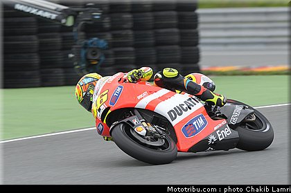 motogp_rossi_029_allemagne_sachsenring_2011.jpg