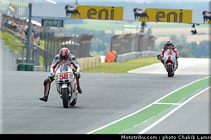 motogp_simoncelli_012_allemagne_sachsenring_2011.jpg