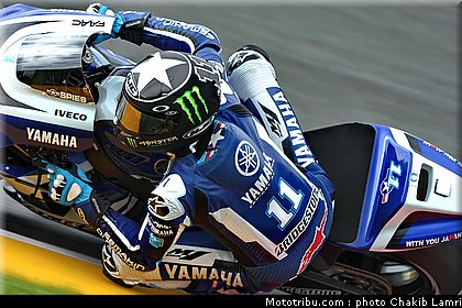 motogp_spies_002_allemagne_sachsenring_2011.jpg
