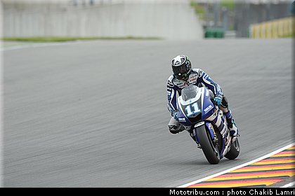 motogp_spies_018_allemagne_sachsenring_2011.jpg