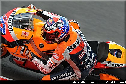 motogp_stoner_001_allemagne_sachsenring_2011.jpg