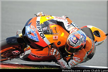 motogp_stoner_011_allemagne_sachsenring_2011.jpg