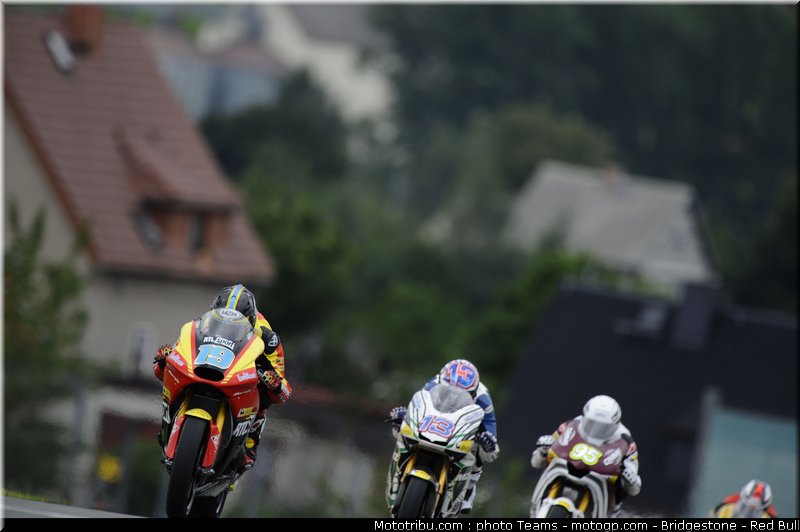 moto2_029_allemagne_sachsenring_2011