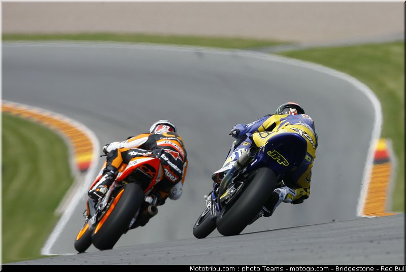 moto2_030_allemagne_sachsenring_2011
