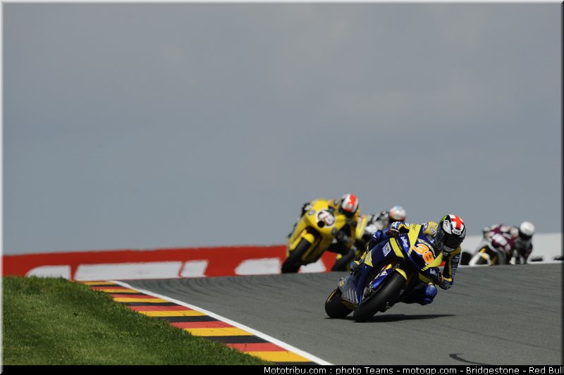 moto2_034_allemagne_sachsenring_2011