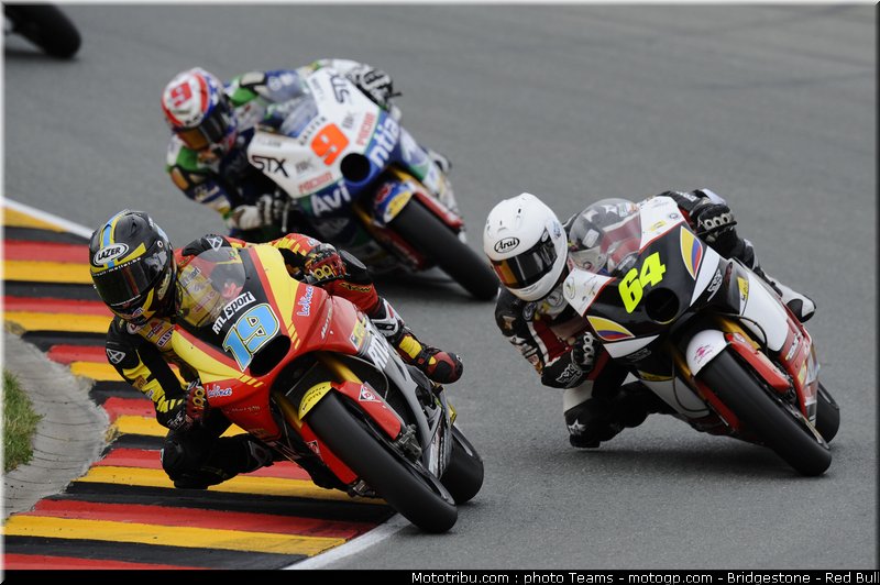 moto2_037_allemagne_sachsenring_2011