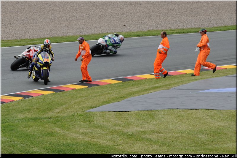 moto2_045_allemagne_sachsenring_2011