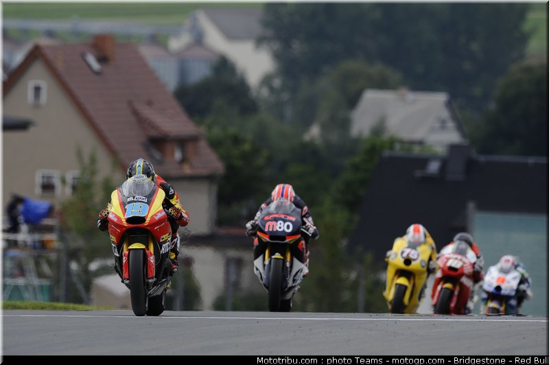 moto2_051_allemagne_sachsenring_2011