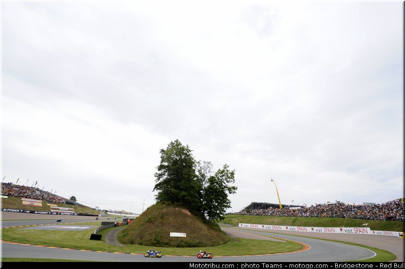 moto2_055_allemagne_sachsenring_2011