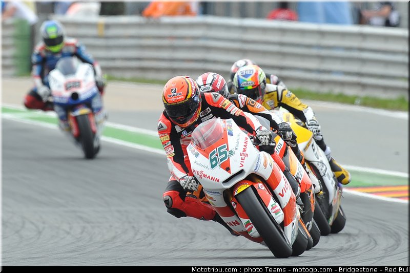 moto2_074_allemagne_sachsenring_2011