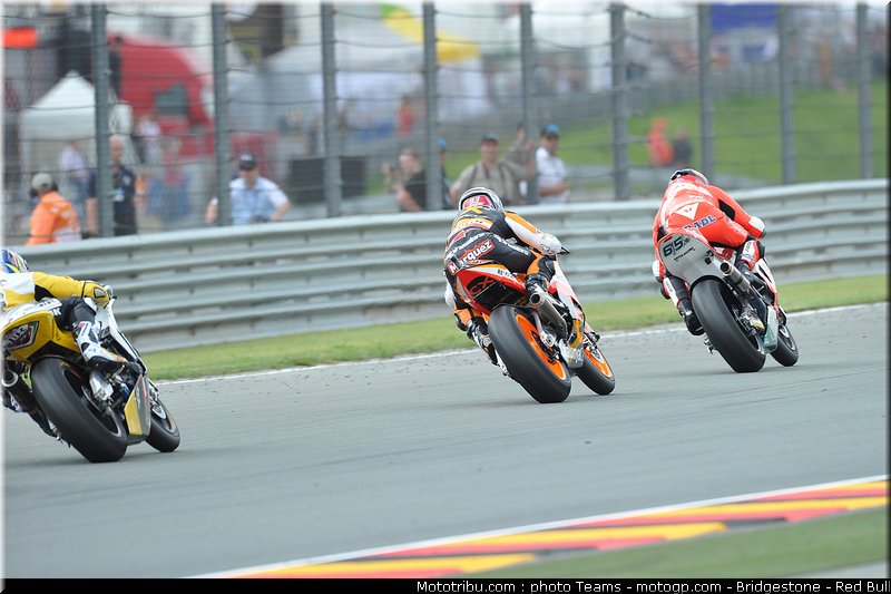 moto2_078_allemagne_sachsenring_2011