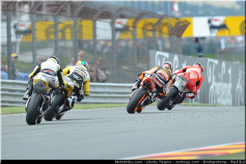 moto2_079_allemagne_sachsenring_2011