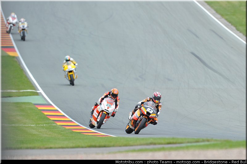 moto2_081_allemagne_sachsenring_2011