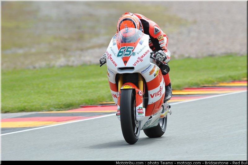 moto2_bradl_006_allemagne_sachsenring_2011