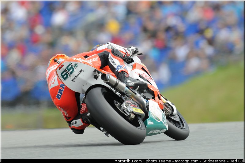 moto2_bradl_017_allemagne_sachsenring_2011