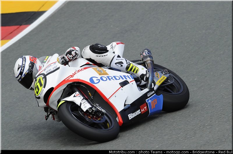 moto2_pirro_007_allemagne_sachsenring_2011