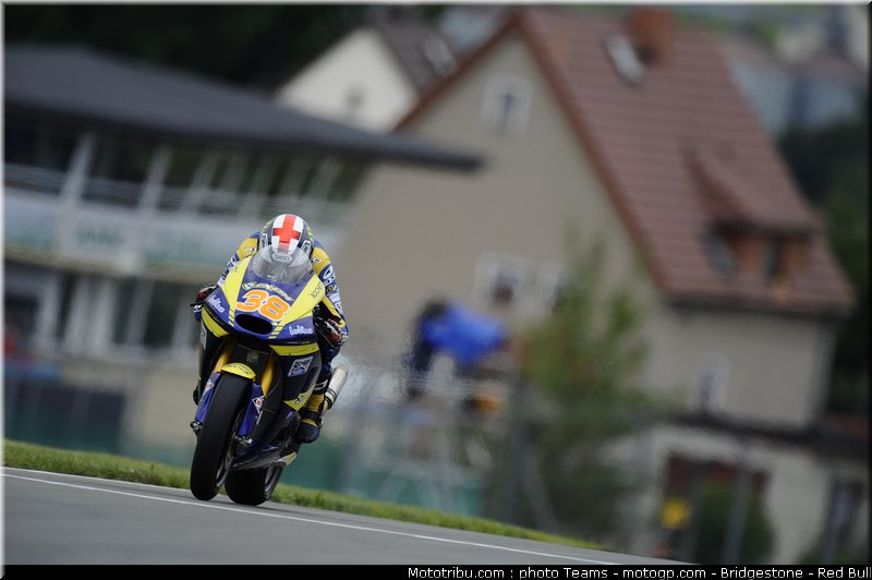 moto2_smith_004_allemagne_sachsenring_2011