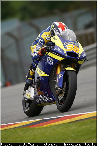 moto2_smith_008_allemagne_sachsenring_2011