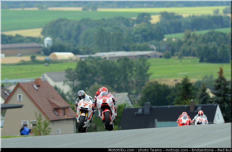 motogp_007_allemagne_sachsenring_2011