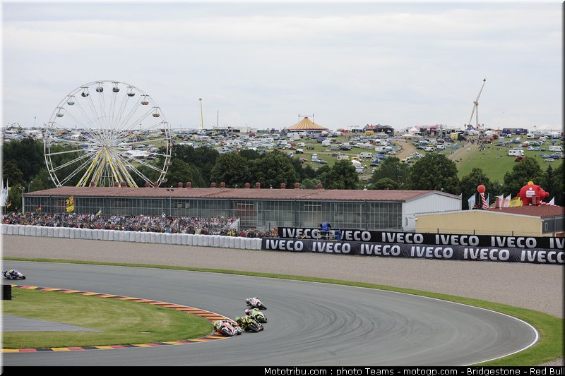 motogp_046_allemagne_sachsenring_2011