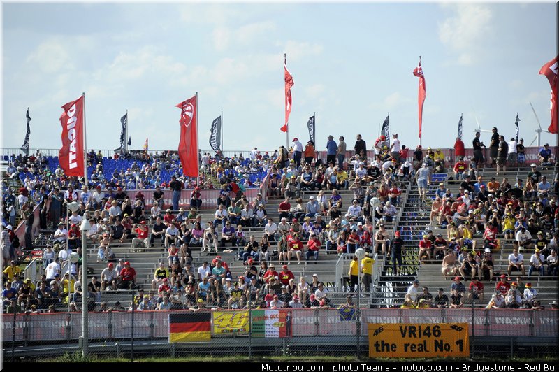 motogp_ambiance_002_allemagne_sachsenring_2011