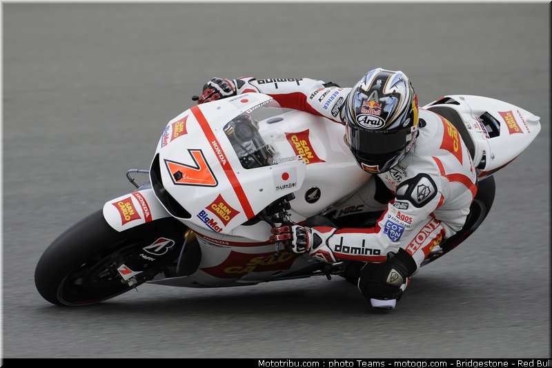 motogp_aoyama_001_allemagne_sachsenring_2011