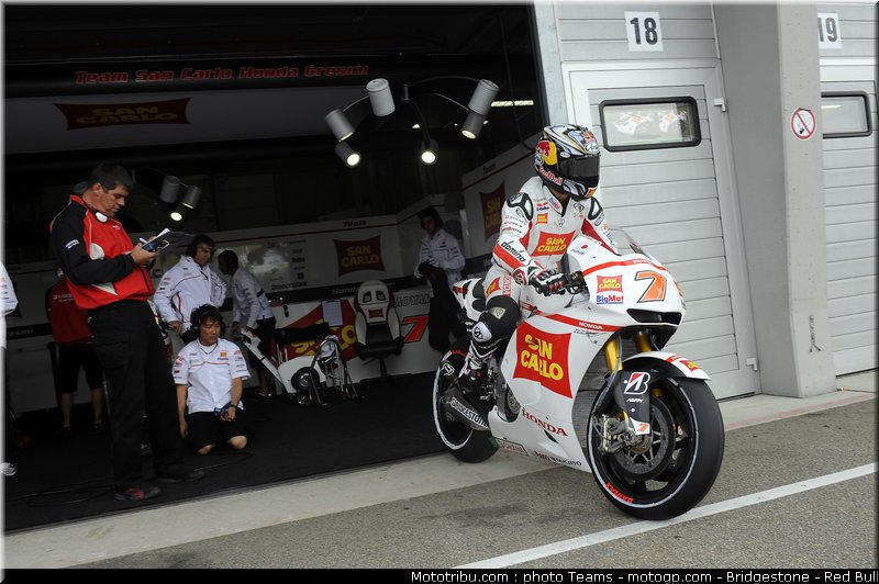 motogp_aoyama_011_allemagne_sachsenring_2011