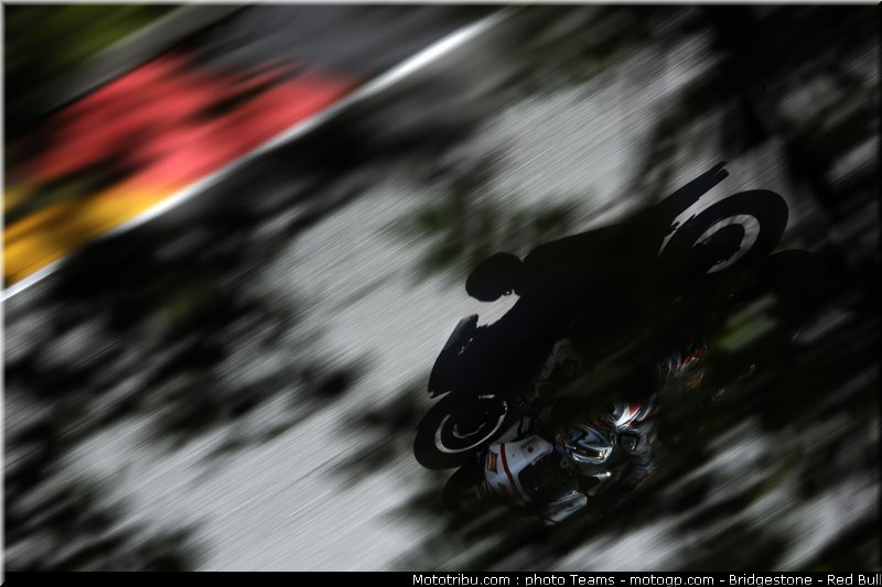 motogp_aoyama_014_allemagne_sachsenring_2011